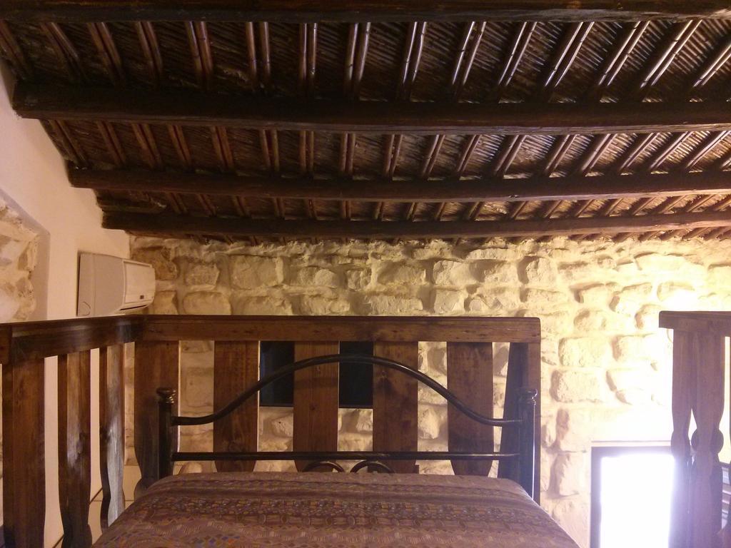 Anticu Dammusu Apartman Scicli Szoba fotó