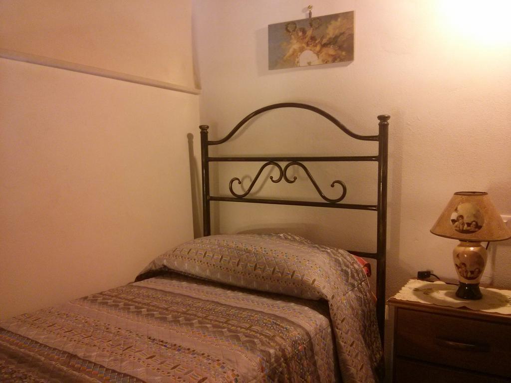 Anticu Dammusu Apartman Scicli Szoba fotó