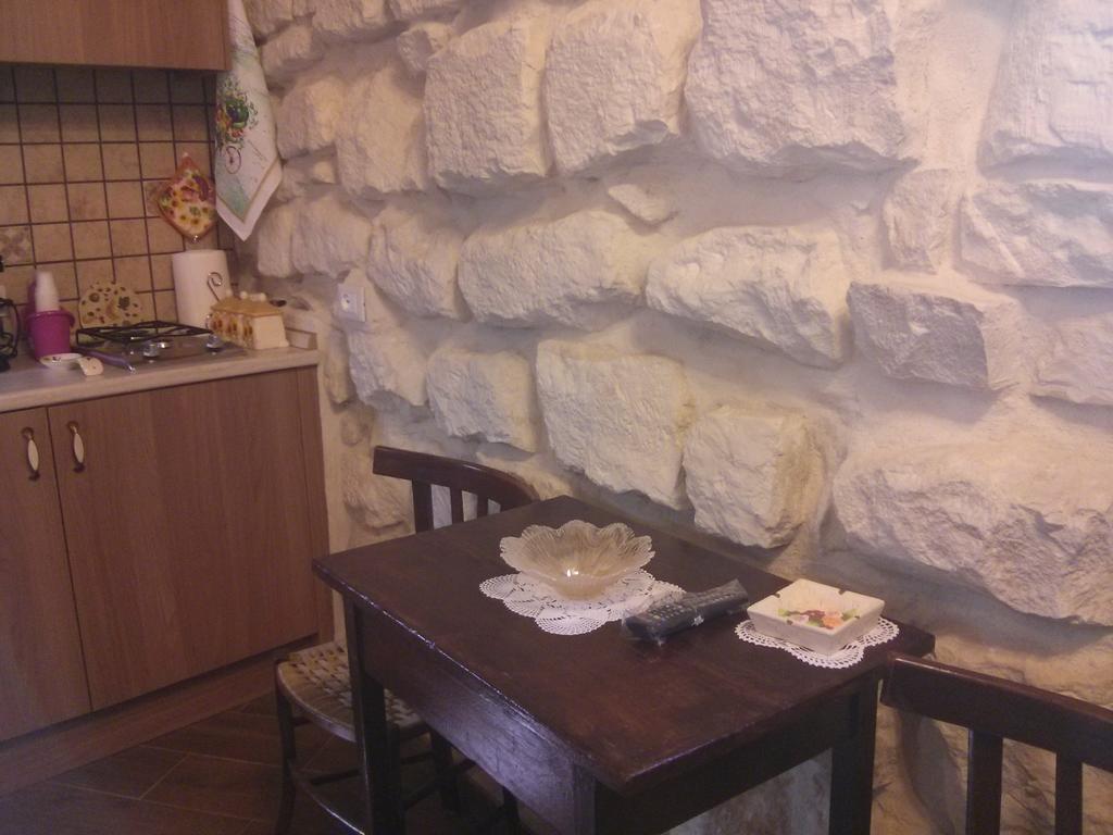 Anticu Dammusu Apartman Scicli Szoba fotó